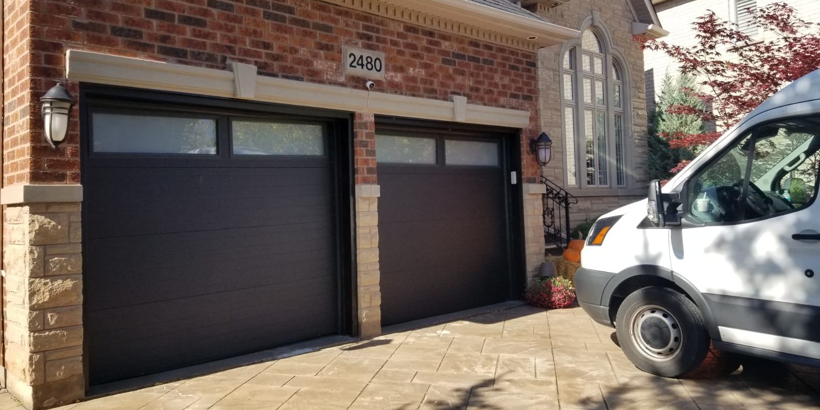 Smart Garage Doors: The Future of Convenience and Connectivity